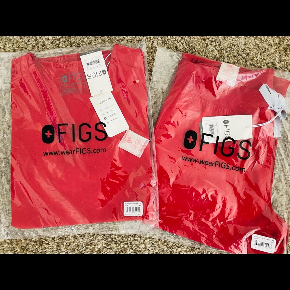 Red Figs Livingston Scrub Pants Set - XS/S